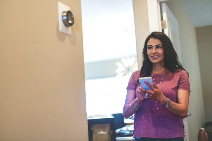 Single-Zone Versus Multi-Zone Ductless AC: Which is Right for You? Dual zone AC