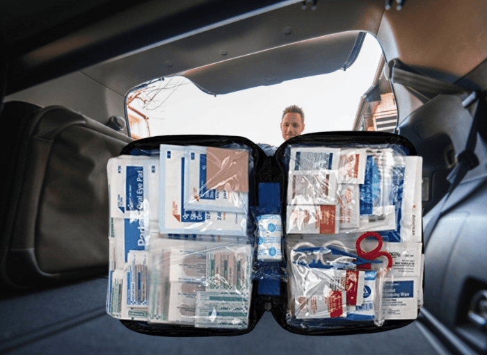 First aid kit for car