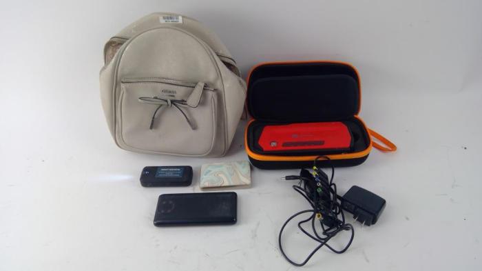 Portable jump starter